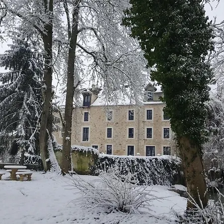 Le Moulin De *